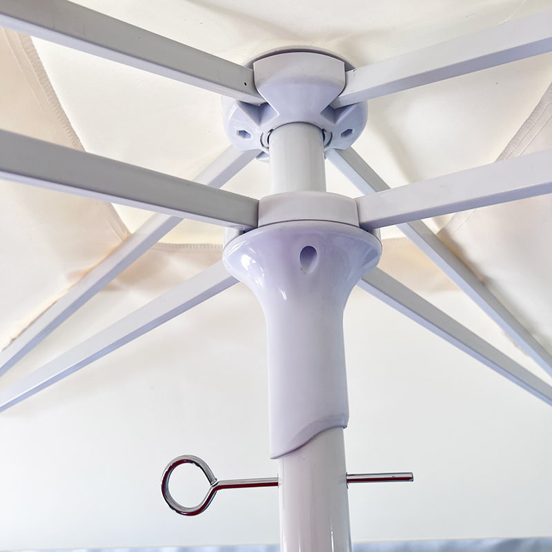 Payung Dipasang di Siling Segiempat/Bulat