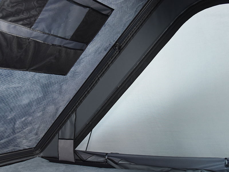 Khemah Perkhemahan Atas Bumbung Dengan Tangga Khemah Perkhemahan Atas Bumbung Dengan Tangga